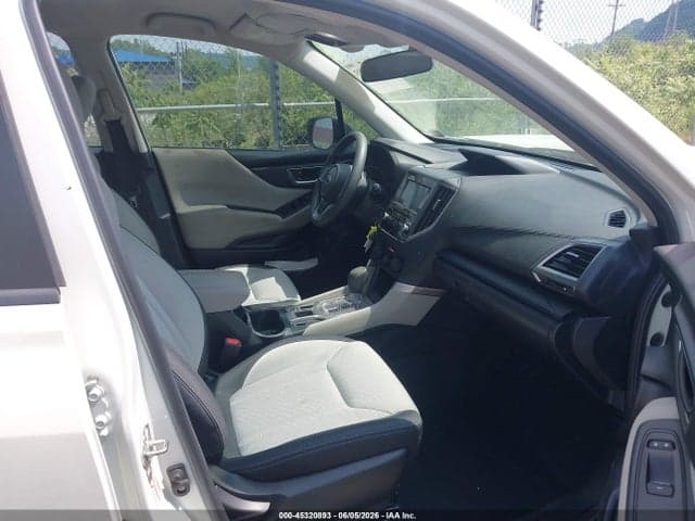 2019 SUBARU FORESTER 5