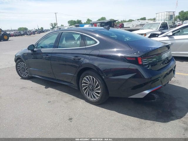 2025 HYUNDAI SONATA HYBRID LIMITED 3