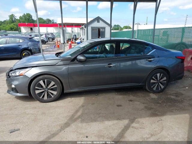 2022 NISSAN ALTIMA SL FWD 15