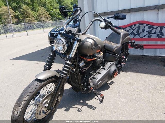 2019 HARLEY-DAVIDSON FXBB 2