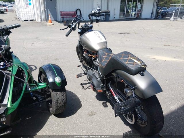2019 HARLEY-DAVIDSON FXBB 3