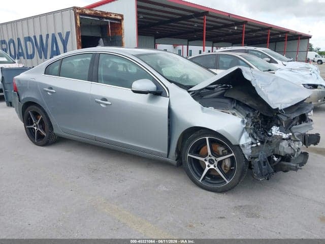 2012 VOLVO S60 T6 1