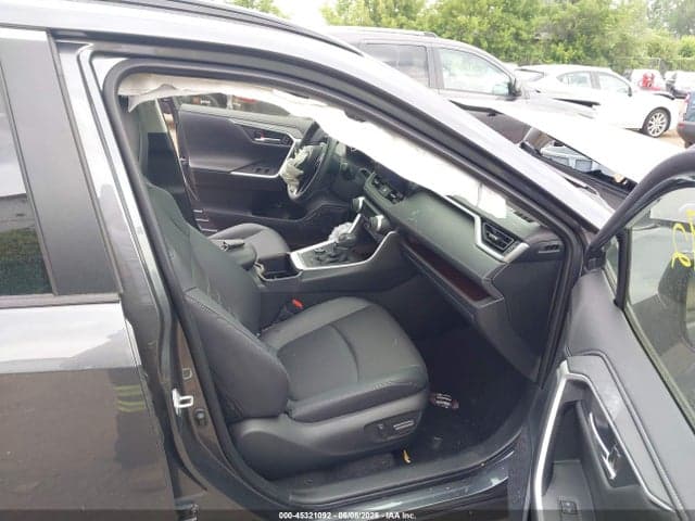 2025 TOYOTA RAV4 HYBRID LIMITED 5