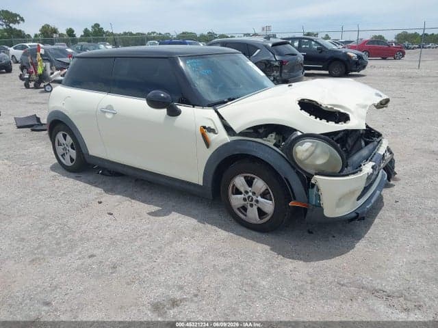 2015 MINI HARDTOP COOPER 1