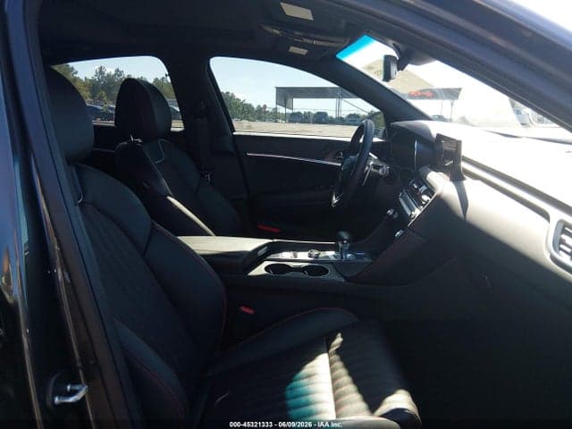 2024 GENESIS G70 2.5T 5