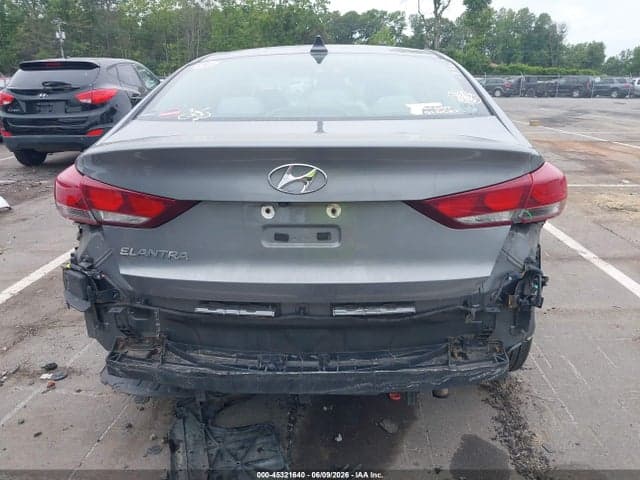 2018 HYUNDAI ELANTRA SEL 16