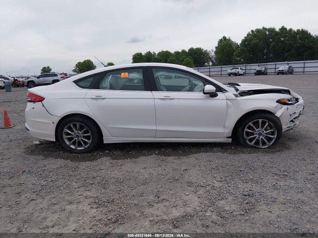 2017 FORD FUSION SE 12
