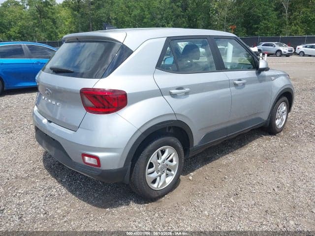 2021 HYUNDAI VENUE SE 4