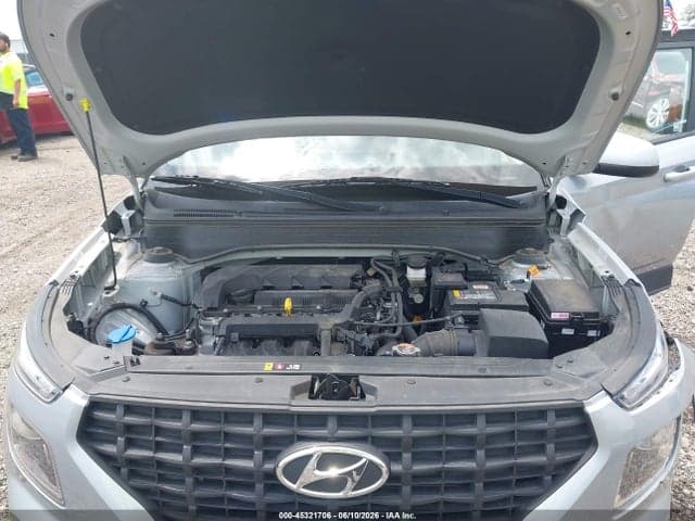 2021 HYUNDAI VENUE SE 10