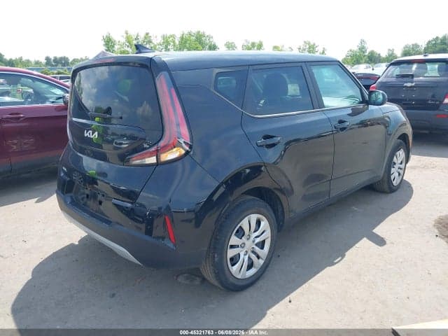 2023 KIA SOUL LX 4