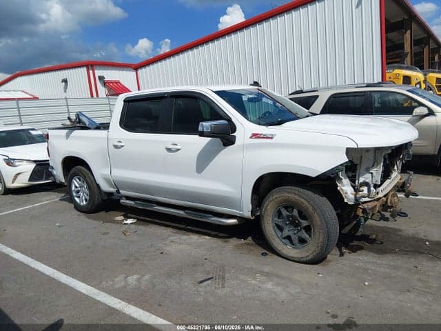 2019 CHEVROLET SILVERADO 1500 LT 13