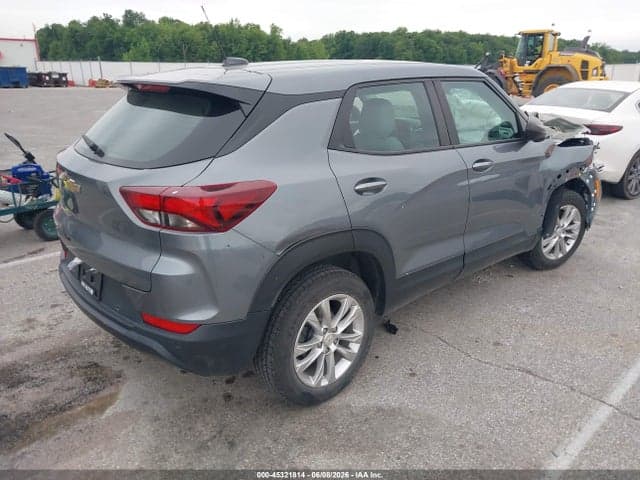 2022 CHEVROLET TRAILBLAZER AWD LS 4