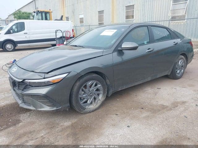2024 HYUNDAI ELANTRA SEL 2