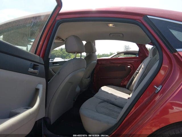 2018 HYUNDAI SONATA SE 8