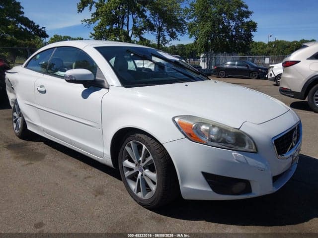 2011 VOLVO C70 T5 1
