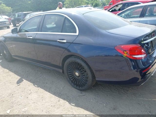 2018 MERCEDES-BENZ E 300 4MATIC 3