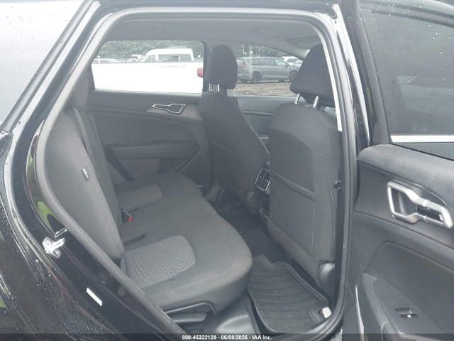 2026 KIA SPORTAGE LX 8