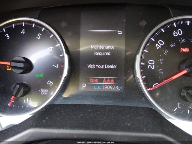 2021 TOYOTA RAV4 XLE 15