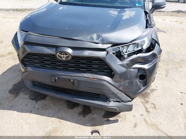 2021 TOYOTA RAV4 XLE 6