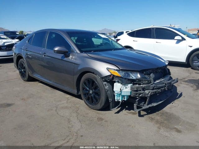 2018 TOYOTA CAMRY LE