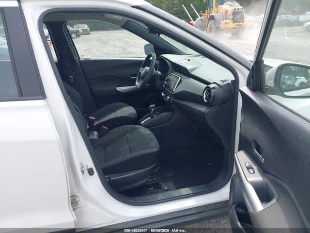2019 NISSAN KICKS SV 5