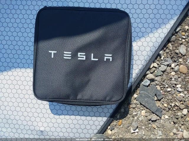 2022 TESLA MODEL S DUAL MOTOR ALL-WHEEL DRIVE 21