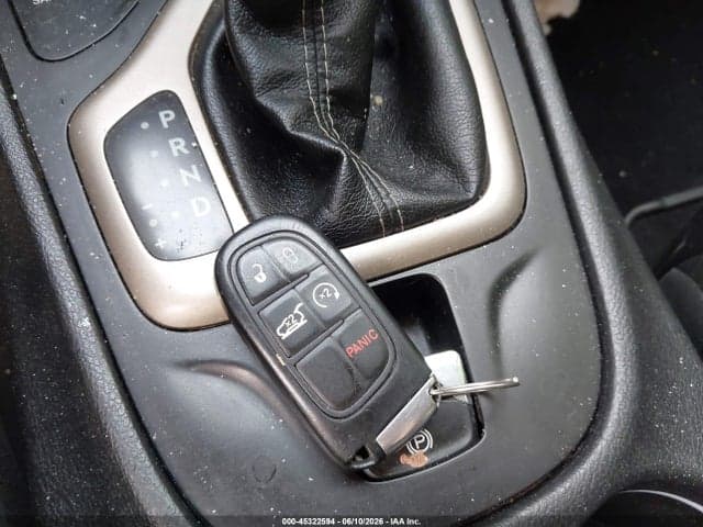2018 JEEP CHEROKEE LIMITED 4X4 12