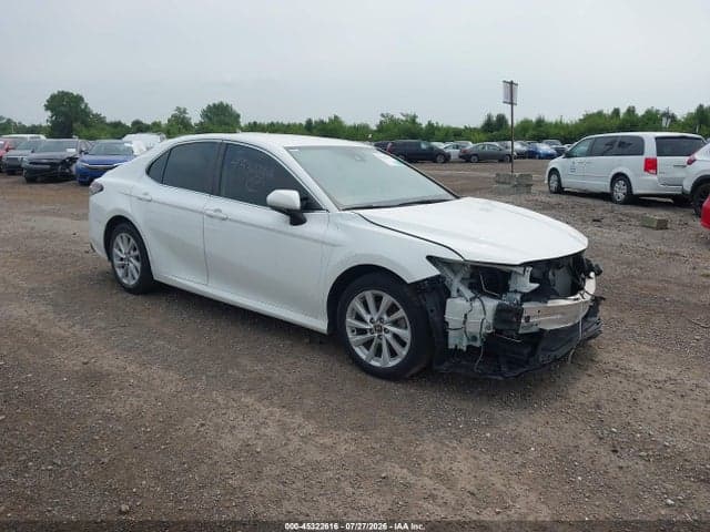 2022 TOYOTA CAMRY LE 1