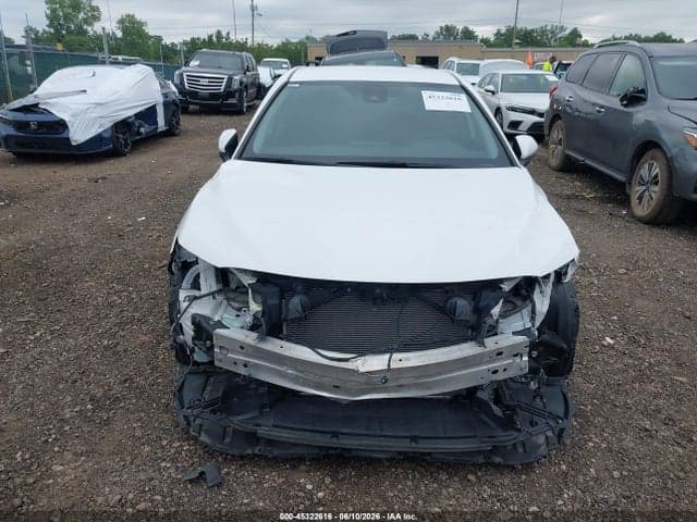 2022 TOYOTA CAMRY LE 13