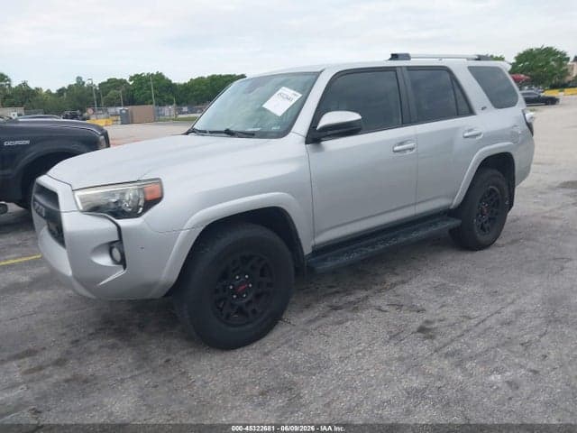 2020 TOYOTA 4RUNNER SR5 2