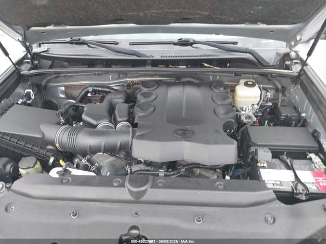2020 TOYOTA 4RUNNER SR5 10