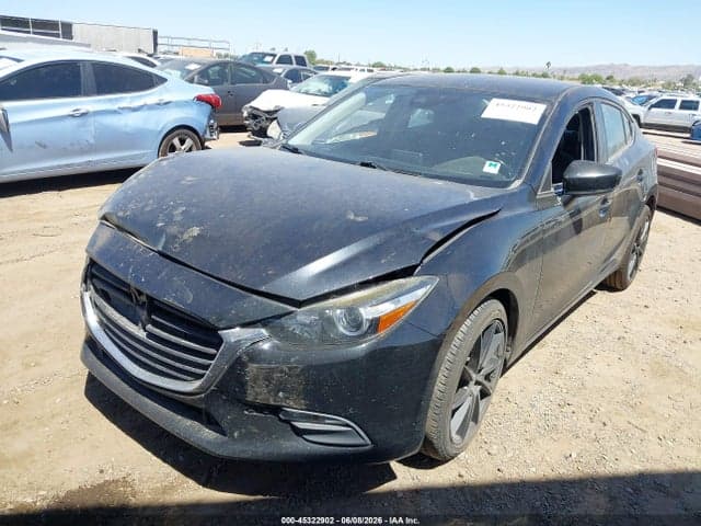 2018 MAZDA MAZDA3 TOURING 2
