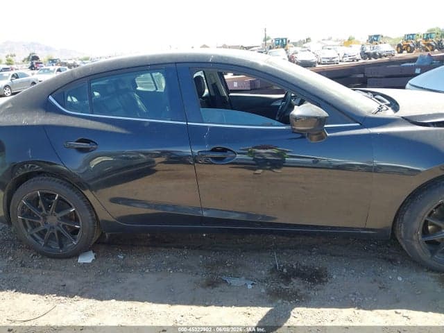 2018 MAZDA MAZDA3 TOURING 13
