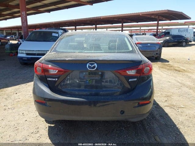 2018 MAZDA MAZDA3 TOURING 16