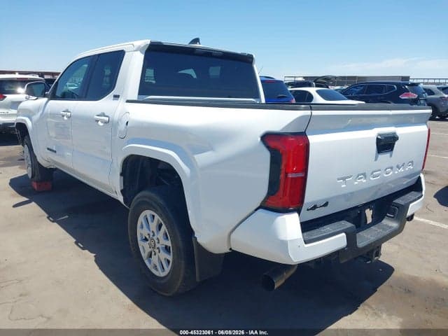 2024 TOYOTA TACOMA SR5 3