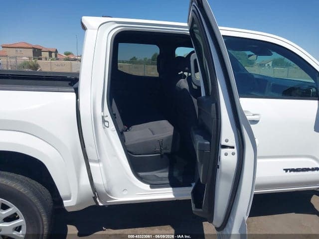 2024 TOYOTA TACOMA SR5 8