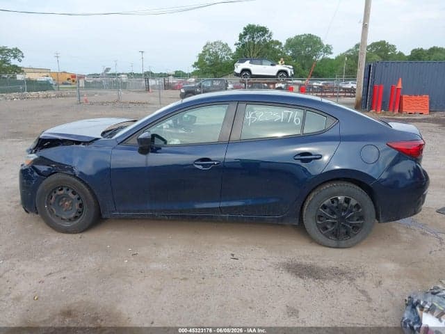 2018 MAZDA MAZDA3 SPORT 14