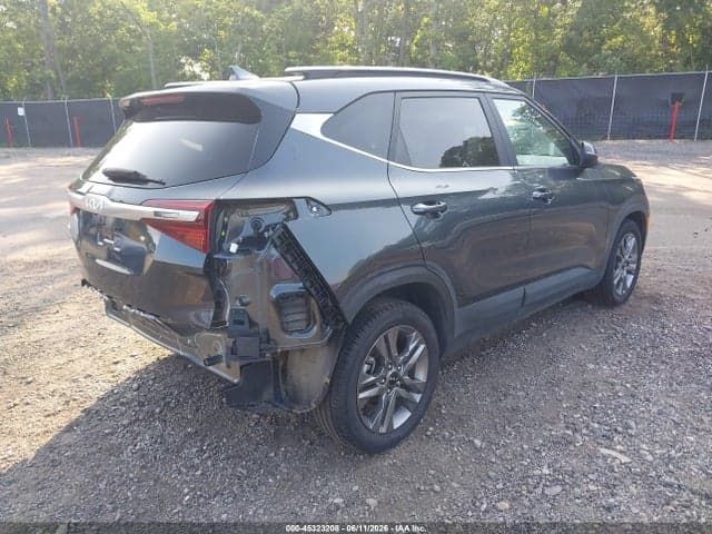 2023 KIA SELTOS S 4