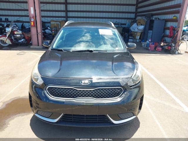 2018 KIA NIRO LX 6