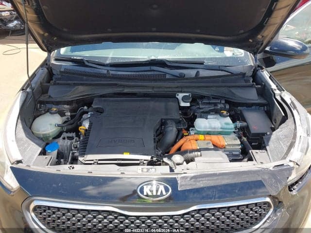 2018 KIA NIRO LX 10