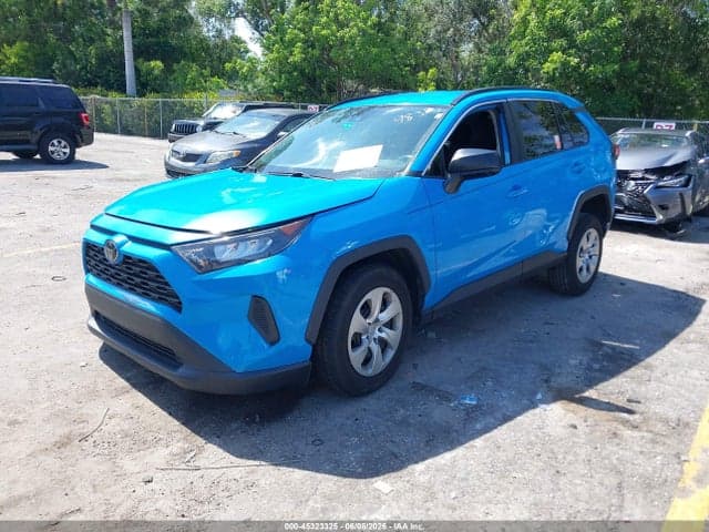 2021 TOYOTA RAV4 LE 2