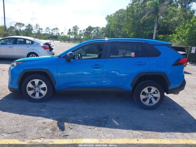 2021 TOYOTA RAV4 LE 14
