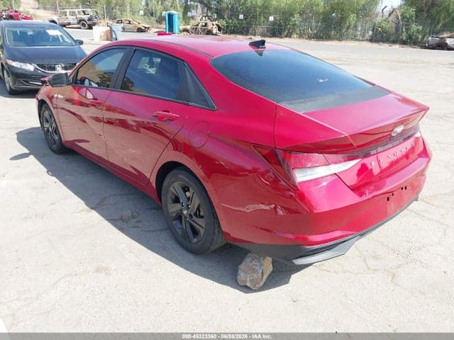 2021 HYUNDAI ELANTRA SEL 3