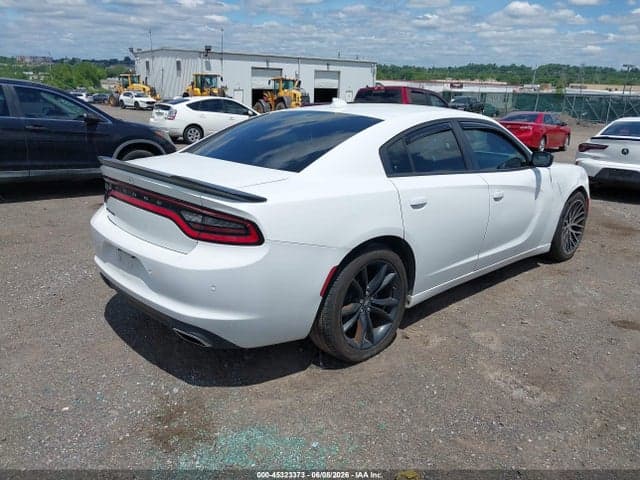 2018 DODGE CHARGER SXT PLUS RWD 4