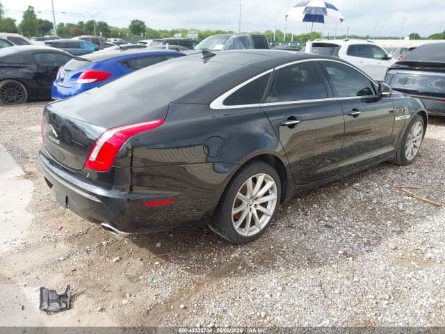 2013 JAGUAR XJ 4