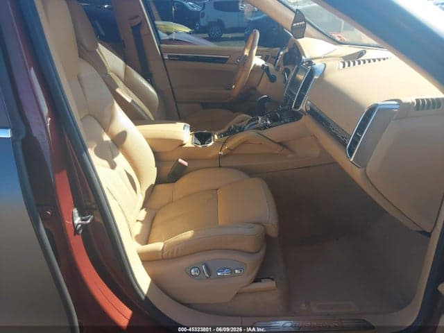 2013 PORSCHE CAYENNE S 5