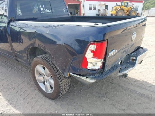 2017 RAM 1500 6