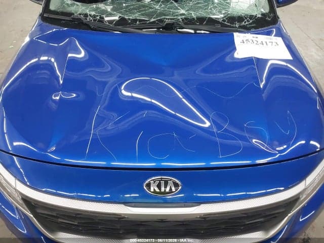 2021 KIA SELTOS S 6