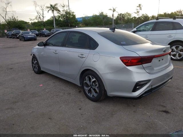 2021 KIA FORTE LXS 3