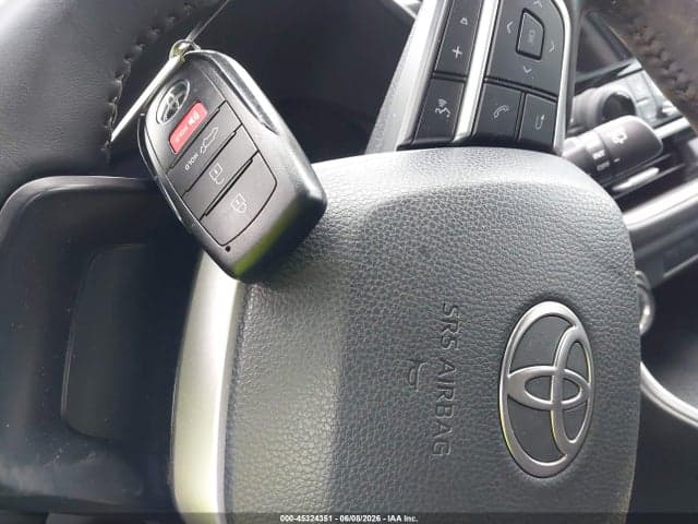 2026 TOYOTA GRAND HIGHLANDER XLE 11